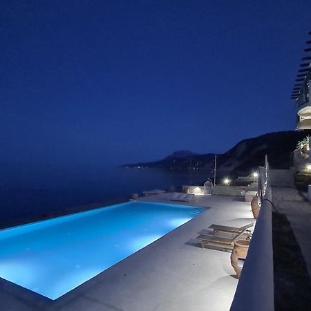 Villa Serafeim Kími Esterno foto
