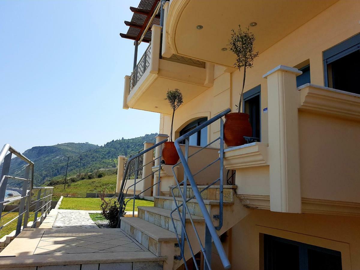 Villa Serafeim Kími Esterno foto